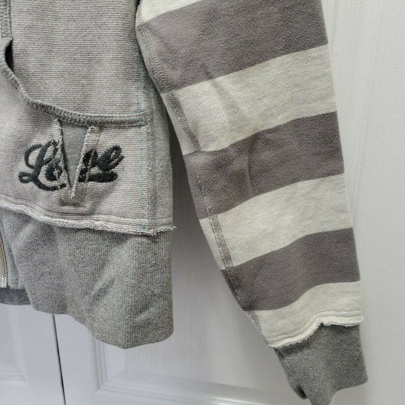 Lululemon Scuba Hooded Sweater Special Edition LOVE Gray Striped Fleece Zip Sz 4 - Picture 7 of 11
